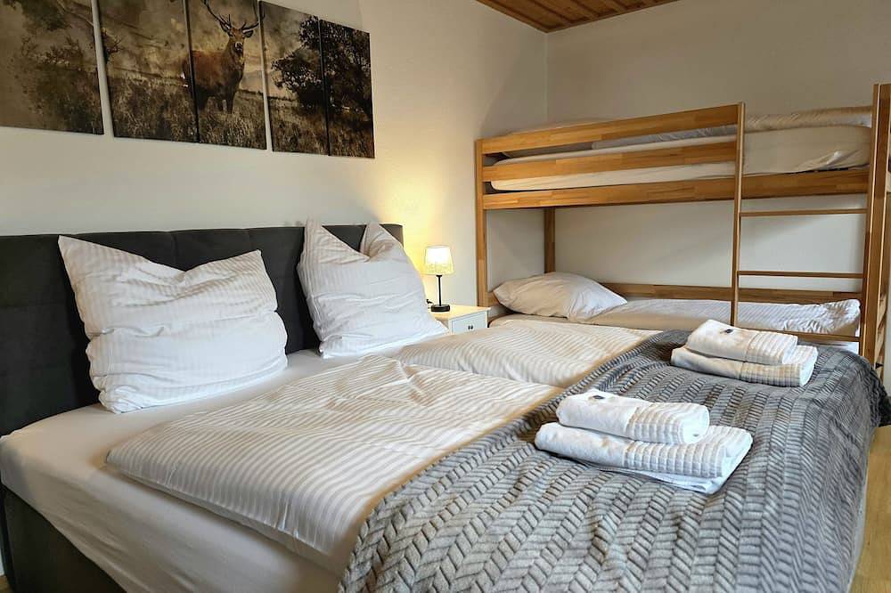 Ganze Wohnung, Rost Apartments - Chaletwohnung bis 8 Personen Nähe Staffelsee in Uffing, Das Blaue Land