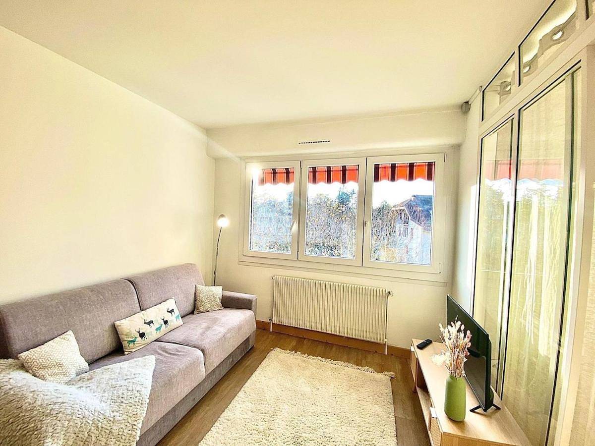 Appartement entier, Alpen - 300m de la plage & parking in Annecy-le-Vieux, Annecy (commune)