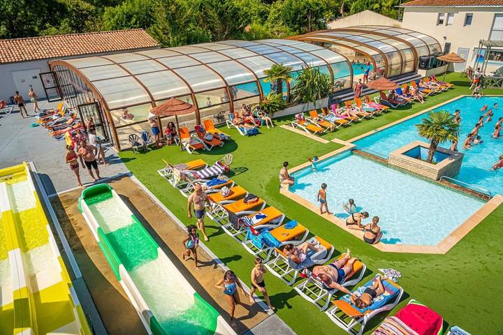Camping pour 6 personnes, avec sauna ainsi que terrasse et bassin pour enfant à Saint-Georges-d'Oléron - 2