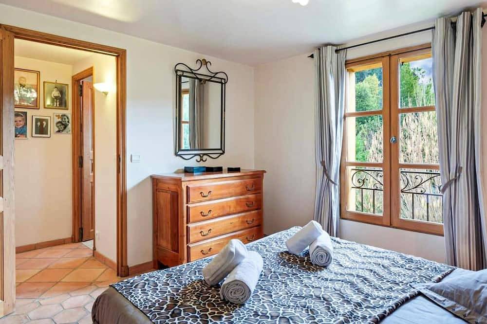 Amazing home in La Colle-Sur-Loup in La Colle-sur-Loup, Mittelmeerküste (Frankreich)
