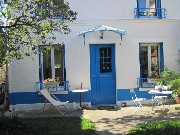 Chambre d’hôte pour 2 personnes, avec Terrasse ainsi que Jardin et Vue à Malakoff