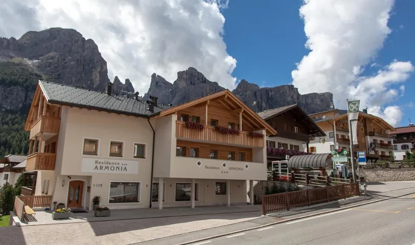 Apartmenthotel für 4 Personen, mit Garten und Ausblick - 1