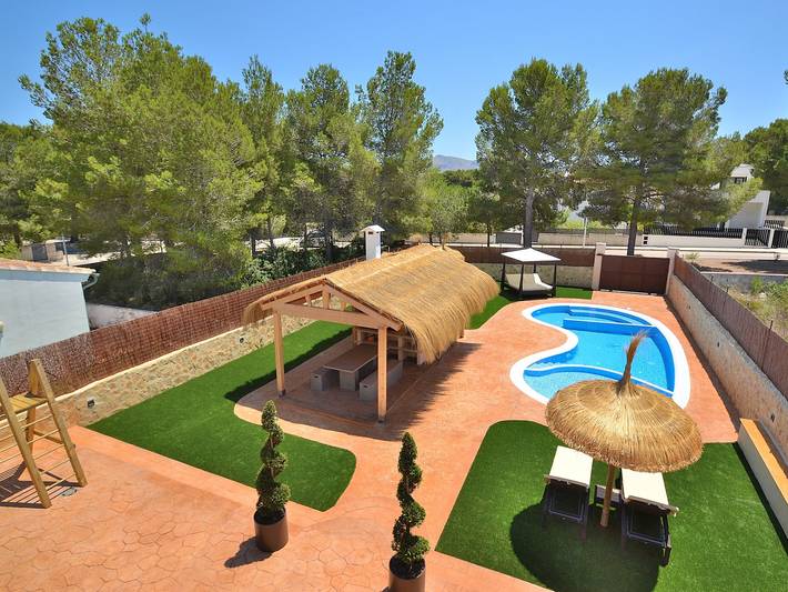 Villa pour 8 personnes, avec terrasse et jardin à Son Serra de Marina - 2