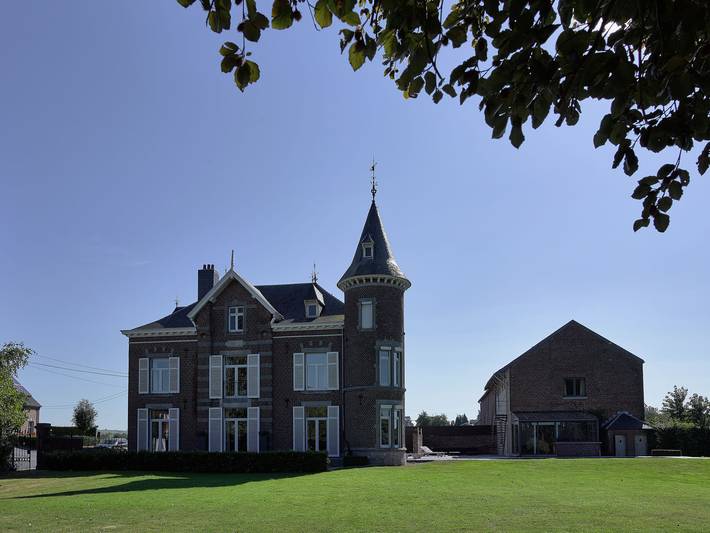 Schloss für 14 Personen, mit Sauna und Pool