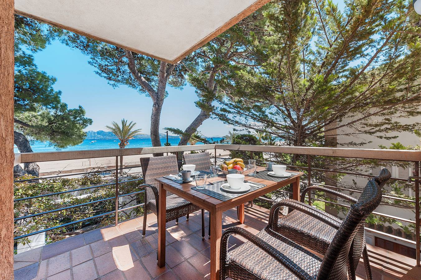 Apartamento entero, Apartamento 'Ull De Bou' con vistas al mar, Wi-Fi y aire acondicionado in Puerto de Pollensa, Pollença