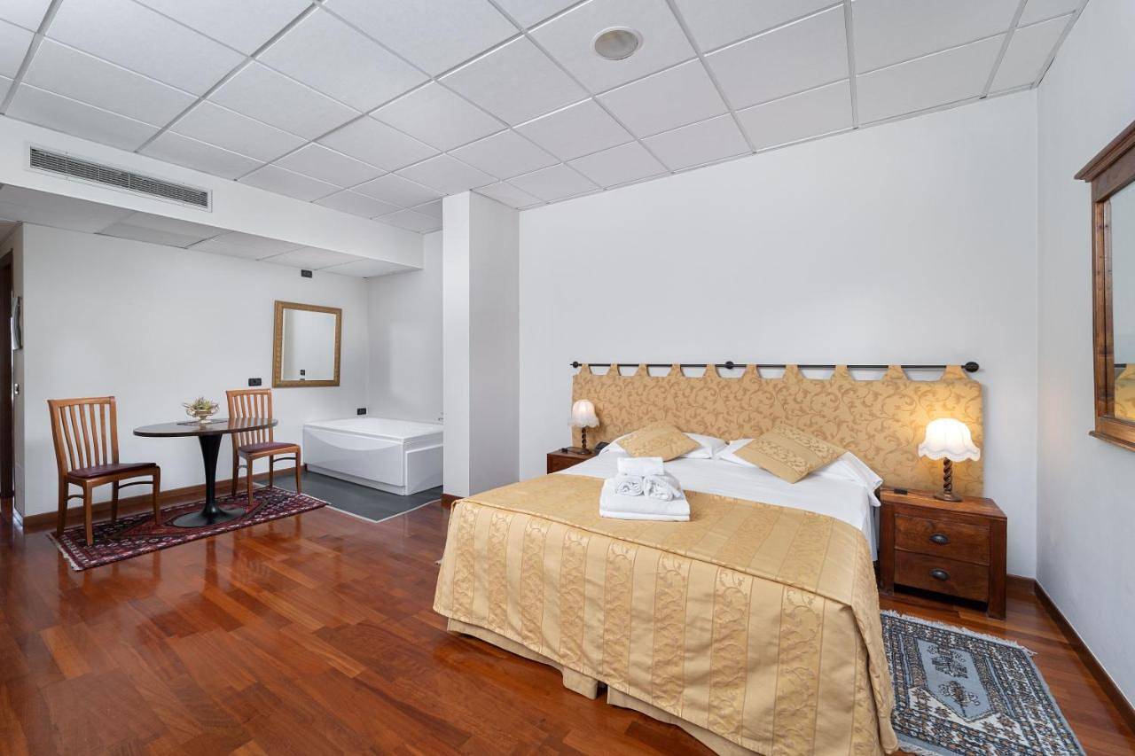 Locanda Da Vittorio in Lido di Manerba, Manerba del Garda