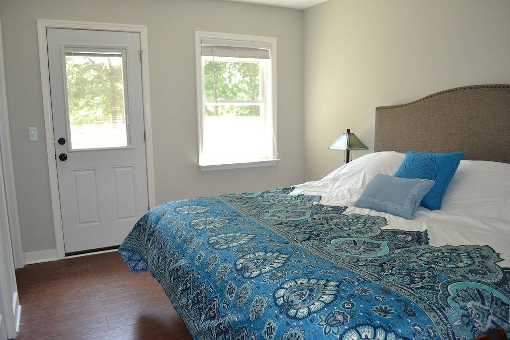 5 Br 3 Ba -300ft Waterfront W / Dock, Pvt-Bootsrampe, Beachfront Paradise in Lake Anna