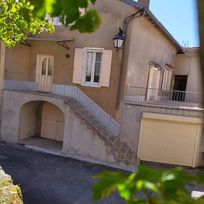 Location de vacances pour 6 personnes, avec terrasse dans Versols-et-Lapeyre - 4