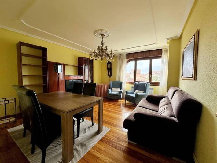 Gîte pour 8 personnes, avec terrasse à Noja - 2