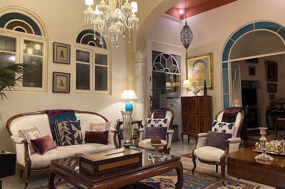 January Offer ! Manor House In Sevilla Center. Internet Wifi, A/C in Casco Antiguo, Sevilla