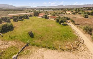 Agriturismo per 4 Persone in Badesi, Olbia-Tempio, Foto 1