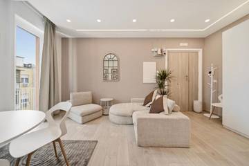 Vacation Rental for 5 Guests in Naples, Tyrrhenian Coast Campania, Picture 3