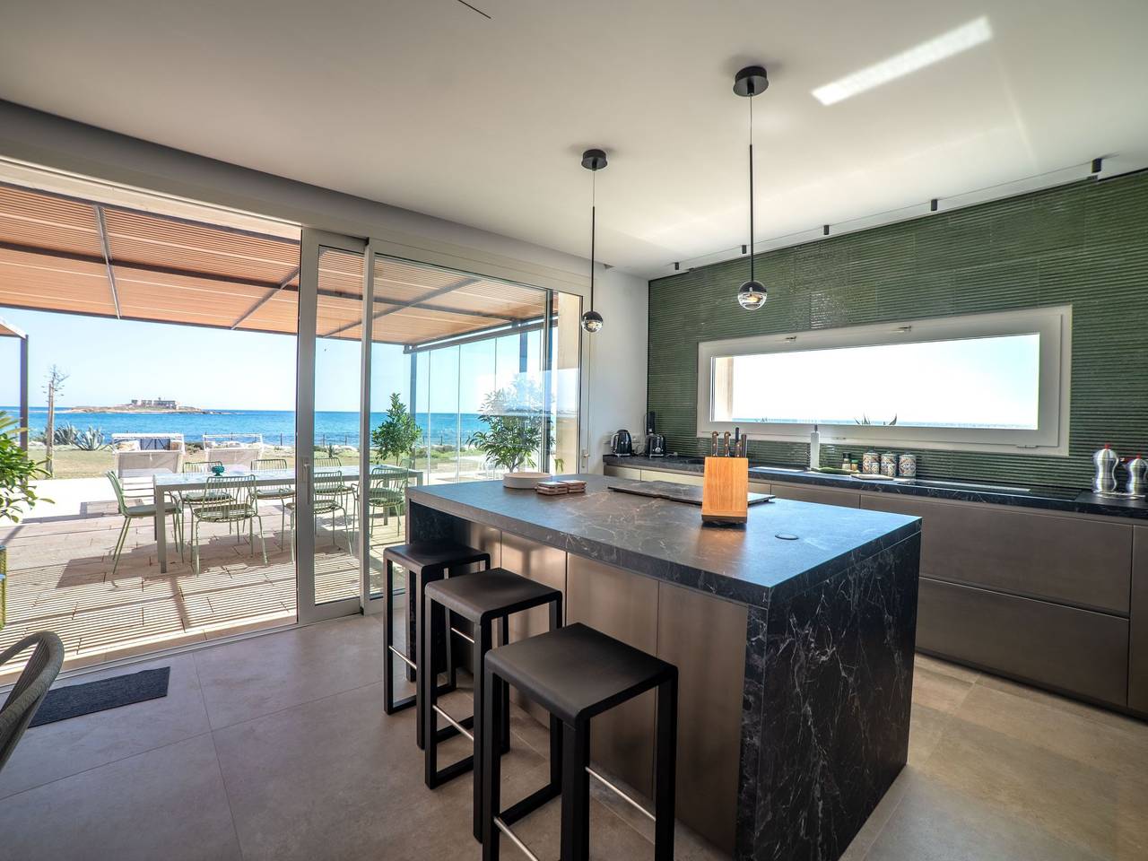 Europas südlichstes Luxusdomizil am Meer in Playa Carratois, Portopalo di Capo Passero