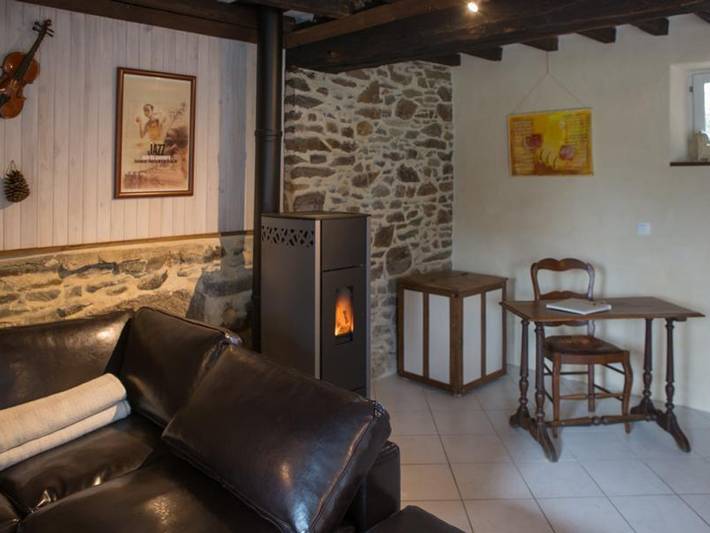 Gîte pour 5 personnes, avec jardin dans Saint-Ébremond-de-Bonfossé - 3