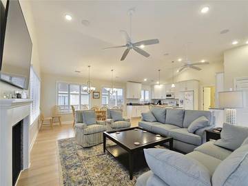Vacation House for 15 Guests in South Bethany, Delaware, Picture 1