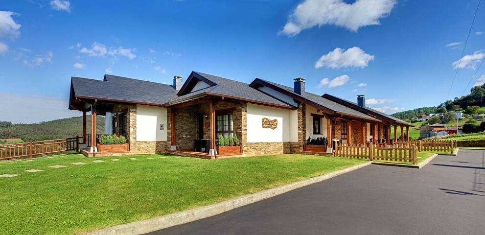 Casa rural para 5 personas, con Terraza y Jardín en Valdés 