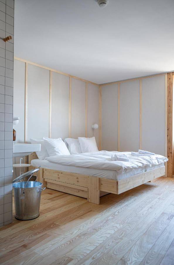 Hôtel pour 2 personnes, avec vue et balcon dans Les Ponts De Martel - 2