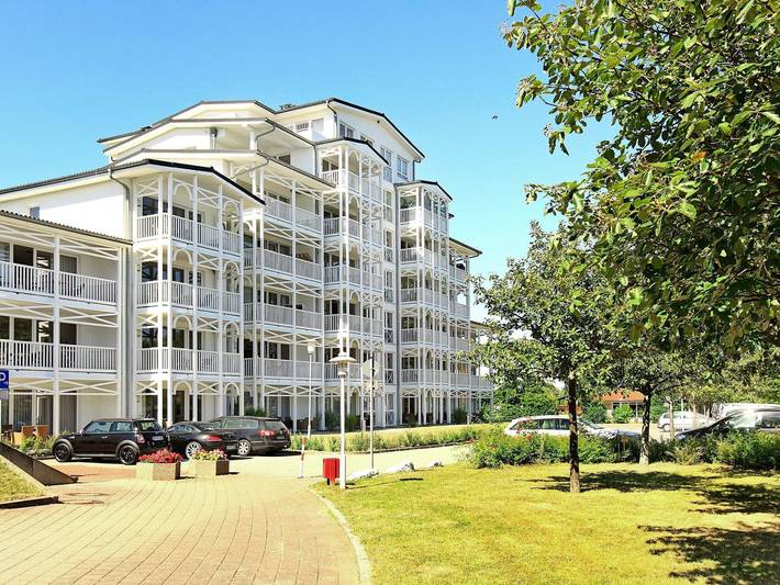 Ferienwohnung für 4 Personen, mit Balkon und Whirlpool sowie Garten und Sauna in Großenbrode