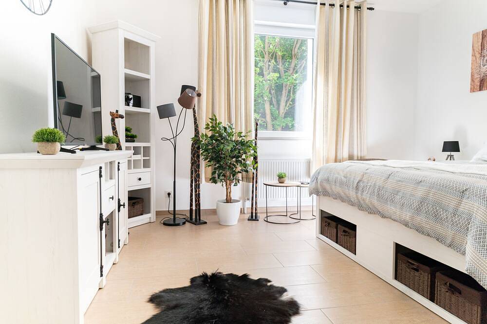 Ganze Wohnung, Beautiful Apartment in town center (Tla / Tdy / Tlf) in Landstuhl, Saar-Nahe-Bergland