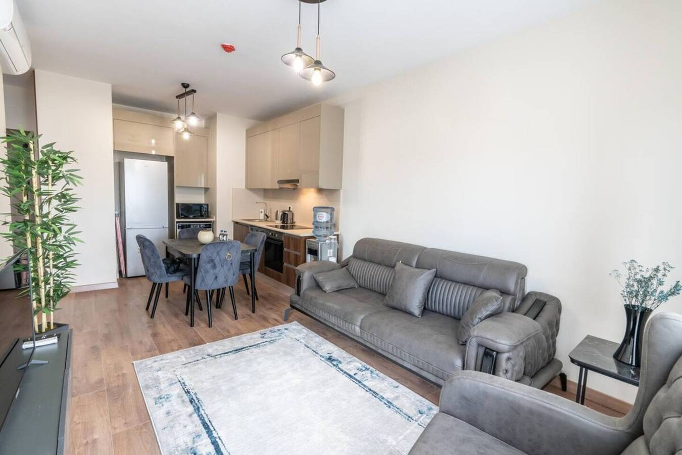Apartamento entero, Peaceful and Private Escape: 1-Bedroom Apt in Estambul, Región del Mármara