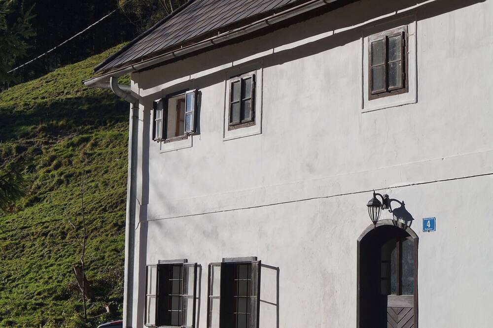 Historisches Landhaus in Seenähe am Nationalpark nahe dem Skigebiet Hinterstoder in Molln, Kirchdorf an der Krems (Bezirk)