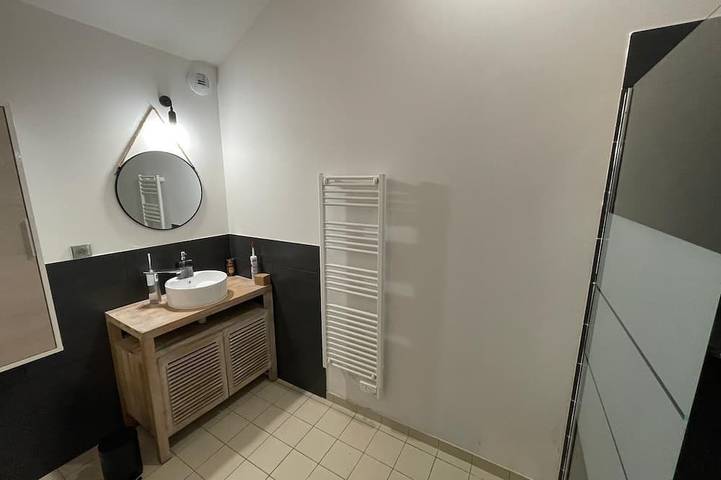 Location de vacances pour 15 personnes, avec jardin et terrasse dans Rosières-aux-Salines