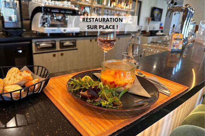 Hôtel pour 2 personnes, avec piscine et terrasse, animaux acceptés à Ballan-Miré - 3