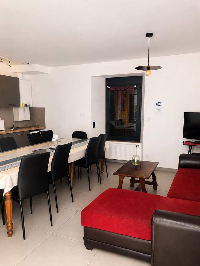 Location de vacances pour 2 personnes, avec Terrasse à Arreau - 2