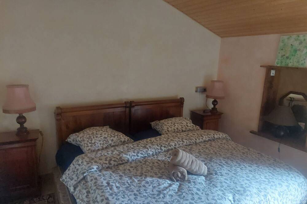 Chambre et table  d'hôtes in Metz-Campagne