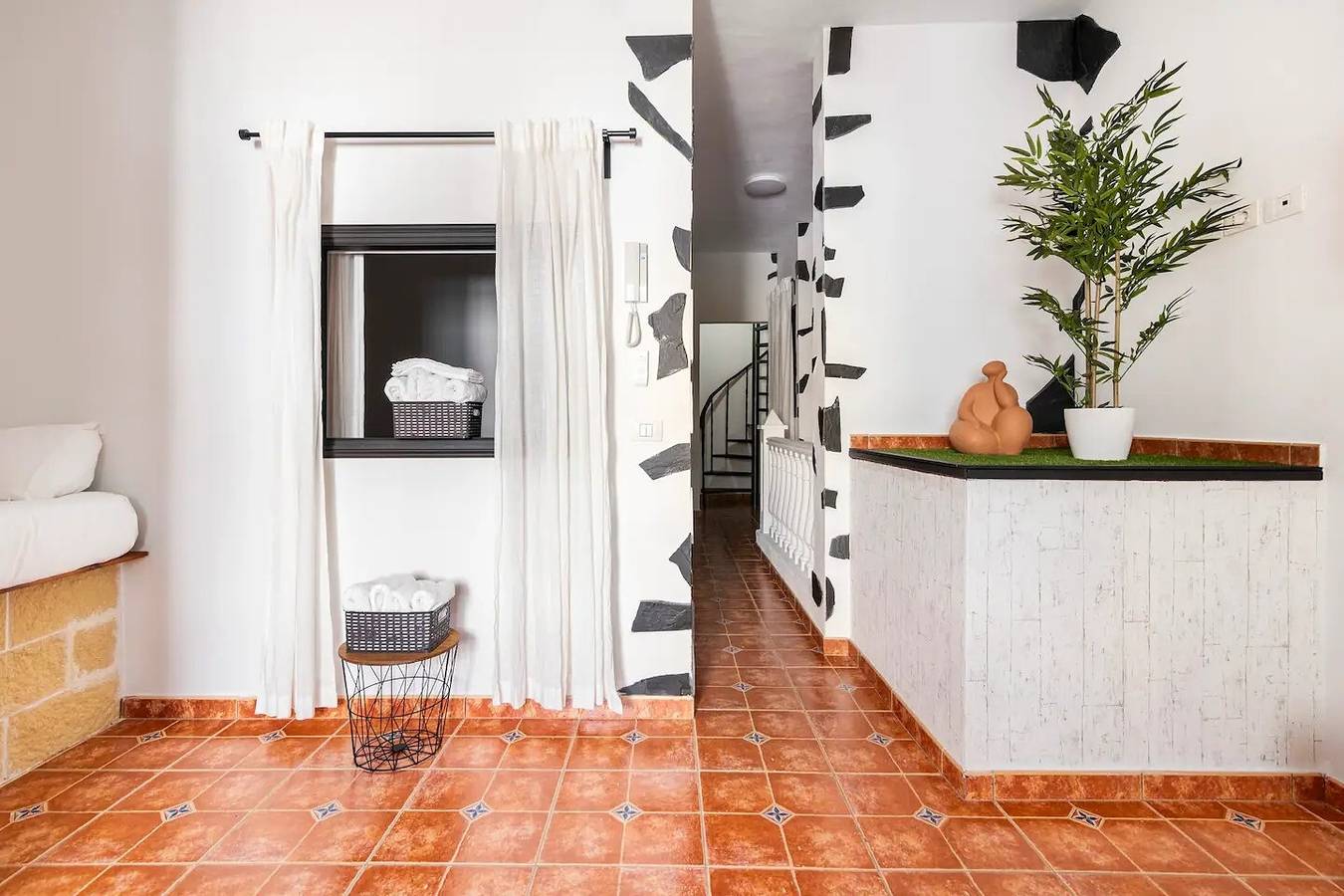 Ganze Wohnung, Ferienwohnung 'Apartamento La Listada Alto' mit Meerblick, privater Terrasse und Wlan in La Jaca, Arico
