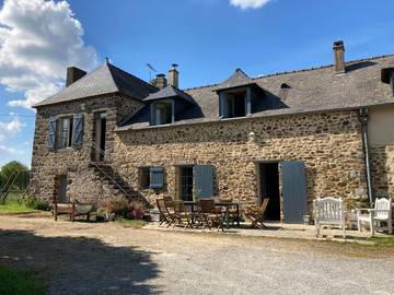 Gîte pour 3 personnes, avec jardin et vue dans Sainte-Suzanne-et-Chammes