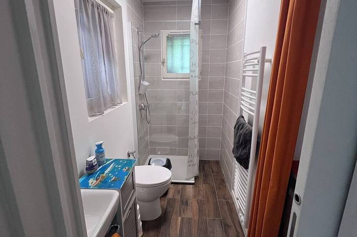 Chambre Avec Piscine Et Climatisation. in Cambo-les-Bains, Région de Bayonne