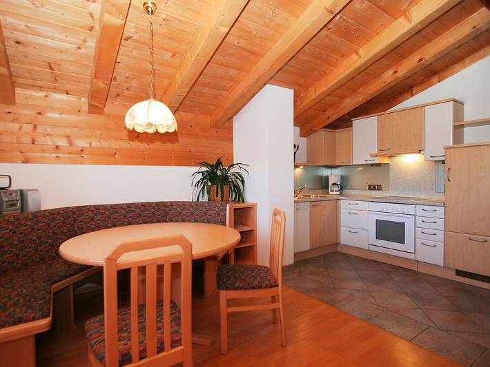 Ferienwohnung für 7 Personen, mit Balkon und Garten sowie Ausblick im Zillertal - 3