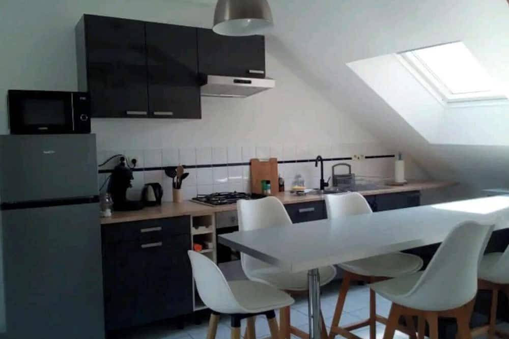 Appartement entier, Logement fonctionnel, lumineux et calme en plein centre ville de Janzé in Janzé, Région de Rennes