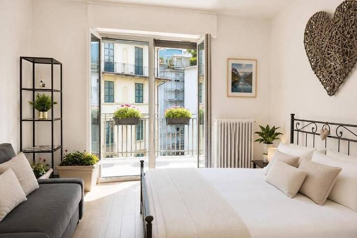Ganze Wohnung, Mary House Central Station Large Apartment in Sondrio (Stadt), Sondrio