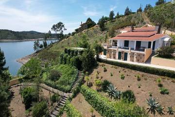Bungalow für 14 Personen, mit Balkon und Garten in Alentejo