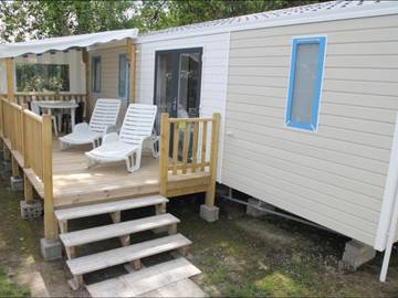 Mobil home pour 6 personnes, avec terrasse, animaux acceptés à La Chaize-Giraud