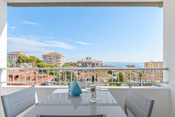 Appartamento per 6 persone, con Giardino a Punta Prima (Alicante)