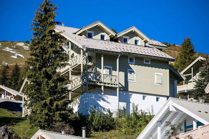 Gîte pour 4 personnes, avec balcon et vue dans Les Carroz - 2