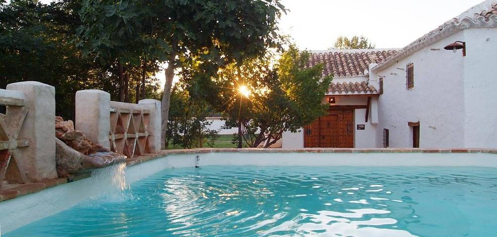 Casa rural para 7 personas, con vistas además de jardín y piscina en Mancha Alta de Toledo - 4