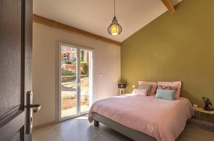 Location de vacances pour 7 personnes, avec jardin ainsi que piscine et terrasse à Ribes - 2