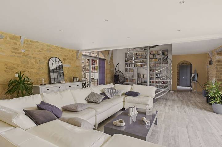 Maison pour 6 personnes, avec jardin à Saint-Julien-de-Lampon