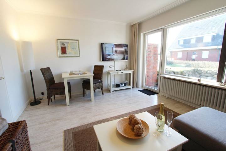 Ferienwohnung für 2 Personen, mit Terrasse in Wenningstedt - 3