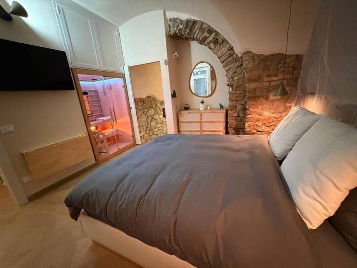 Gîte pour 4 personnes, avec sauna dans Ginestra