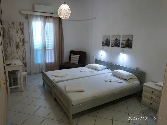 Gîte pour 3 personnes, avec terrasse dans Agia Pelagia - 4