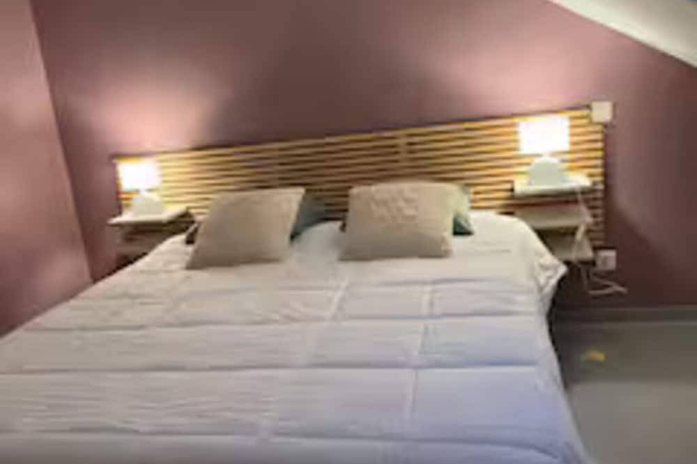 Entire apartment, Escapade Langroise in Langres, Haute-Marne