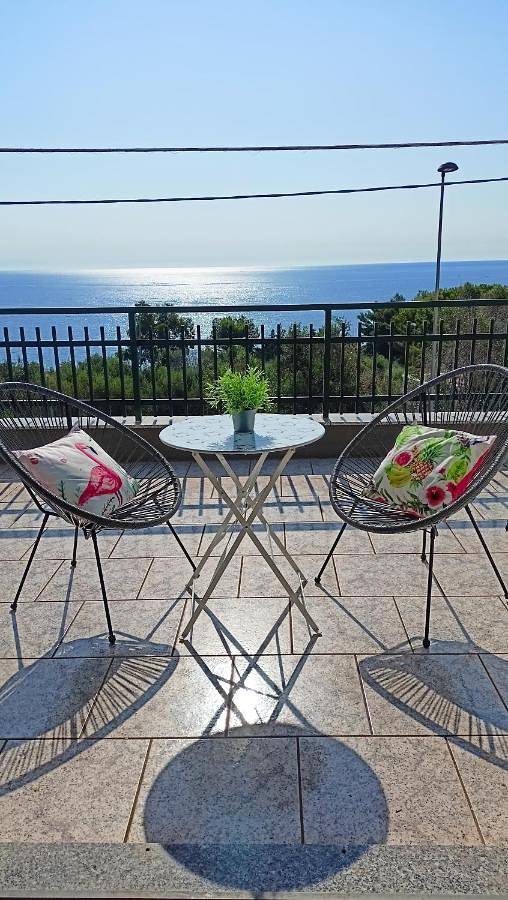 Appartamento per 3 persone, con balcone e panorama in Andrano
