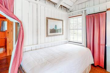 Glamping for 3 Guests in Maine, USA, Picture 3