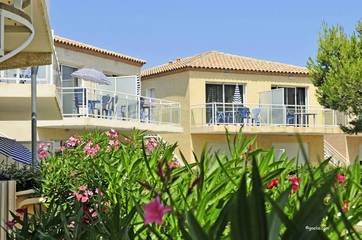 Gîte pour 4 personnes, avec piscine, animaux acceptés à Gruissan