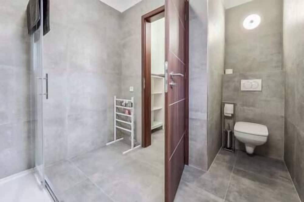 Ganze Wohnung, Imct - Pp Home Apartment near Budapest in Großturwall, Érdi járás